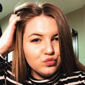 Meet your Posher, Abby